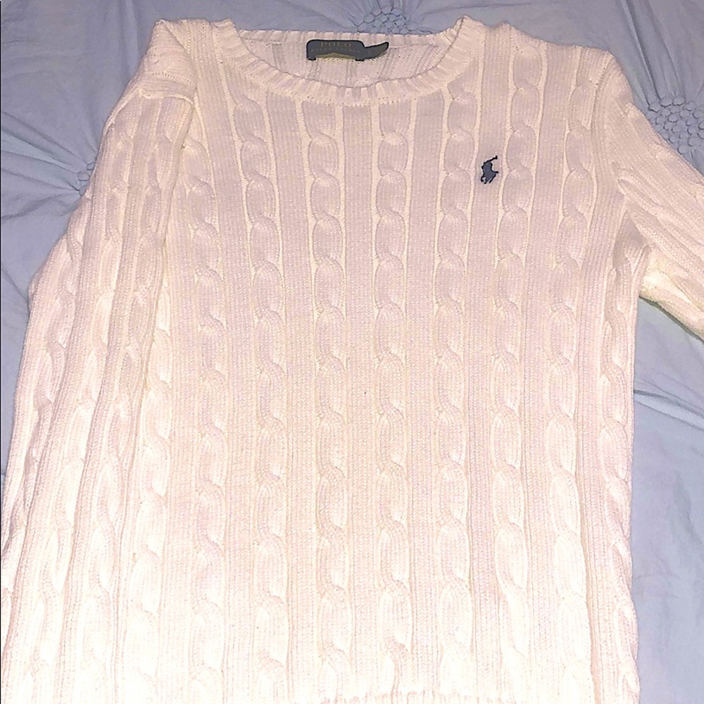 White knitted polo sweatshirt